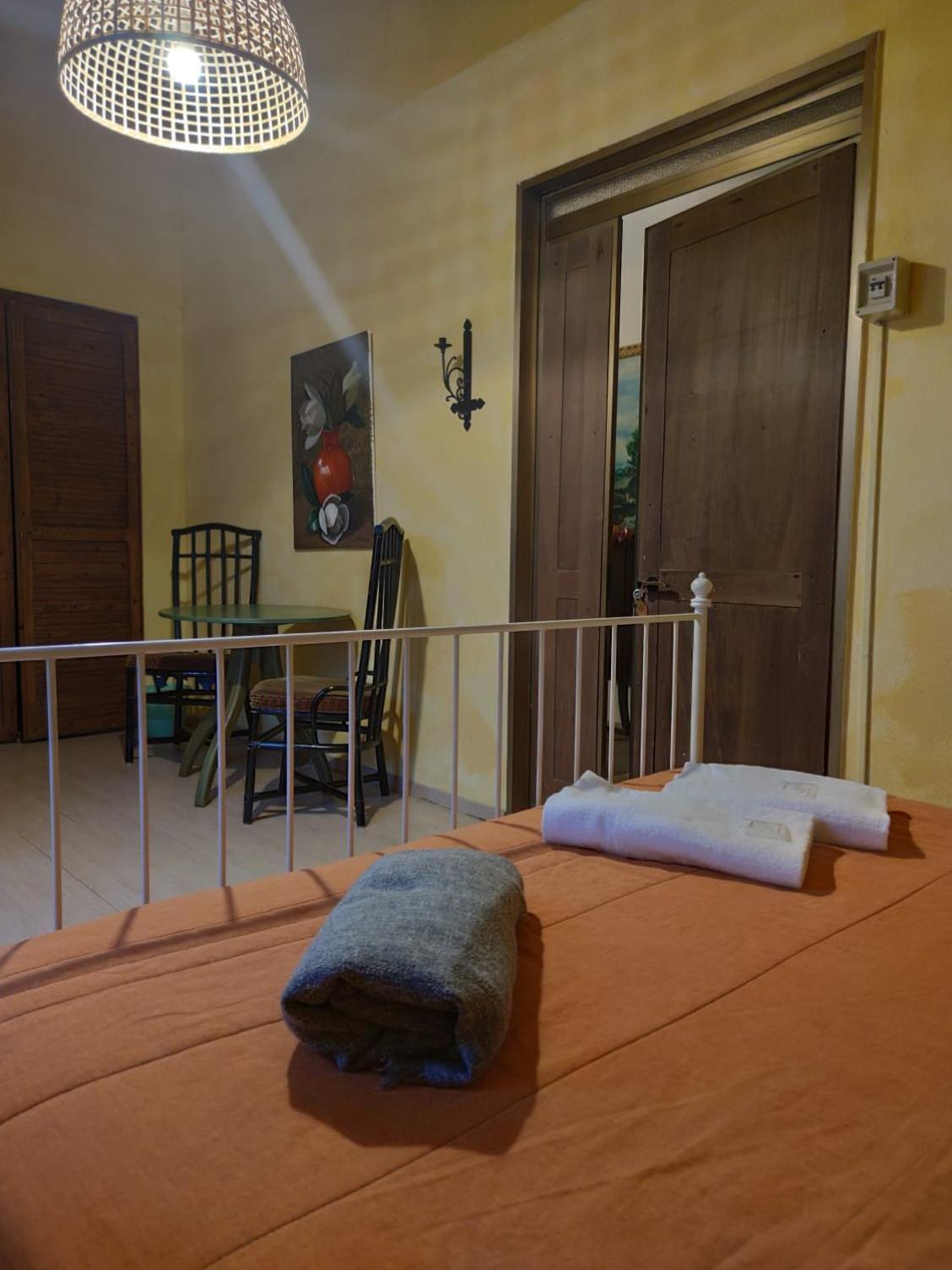 I Vespri Bed & Breakfast Catania Luaran gambar