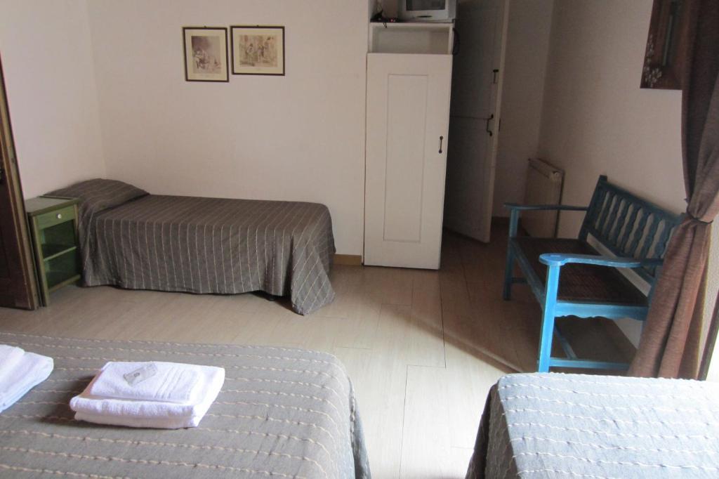 I Vespri Bed & Breakfast Catania Bilik gambar