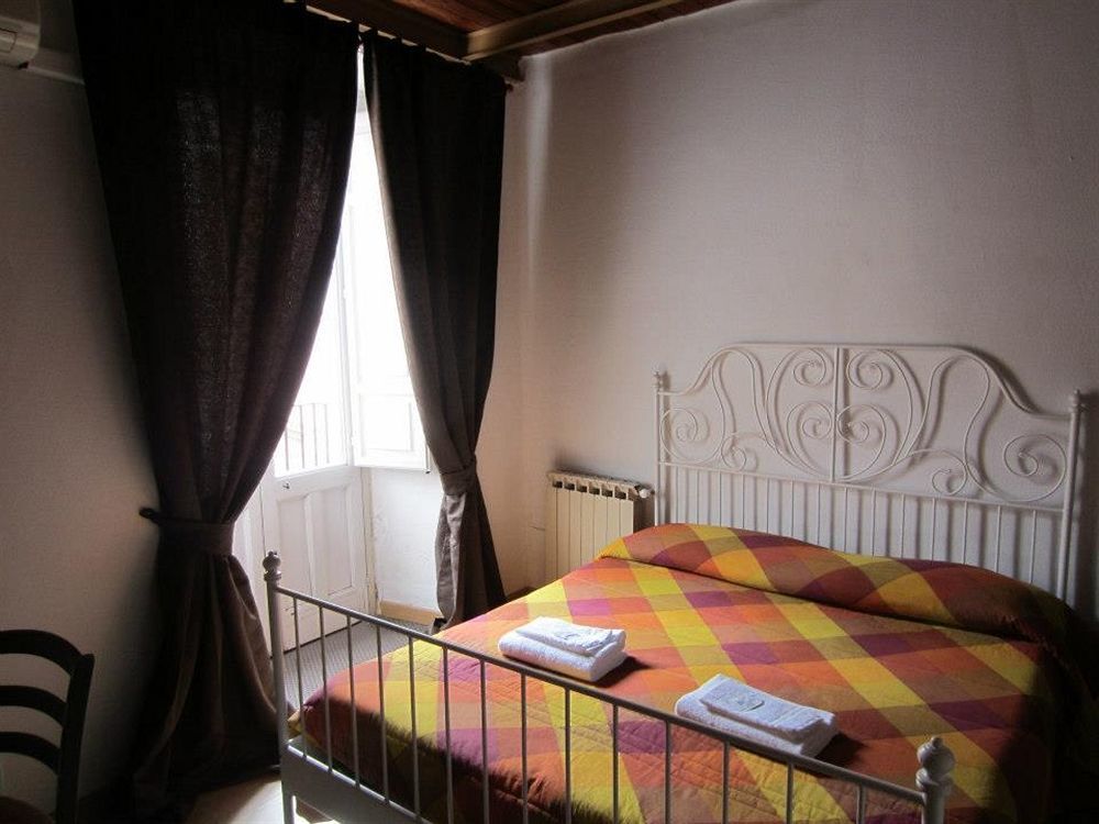 I Vespri Bed & Breakfast Catania Luaran gambar