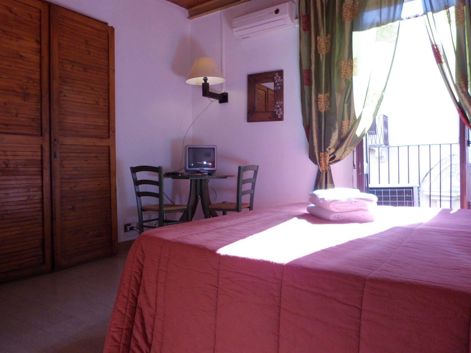 I Vespri Bed & Breakfast Catania Luaran gambar